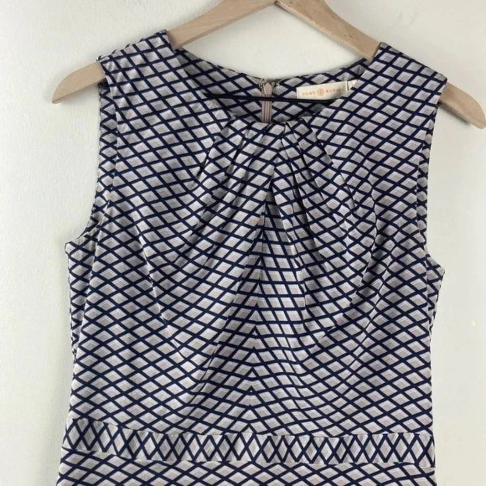 Tory Burch Navy and Cream Silk Shift Dress Size 6 - Picture 4 of 7
